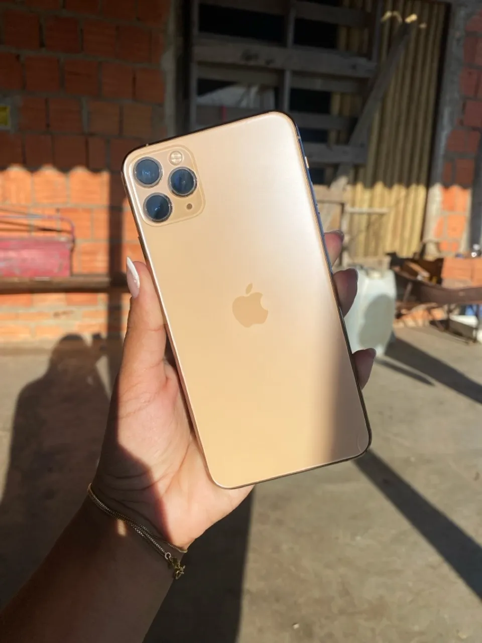 IPHONE 11 PRO MAX EM EXCELENTE CONDIÇÃO