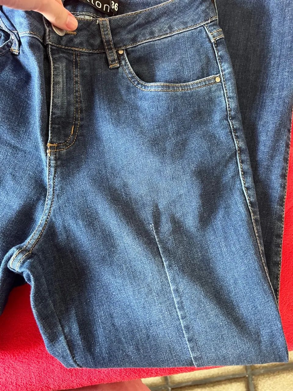Calça Jeans Skinny com Barra Desfiada - Foto 5