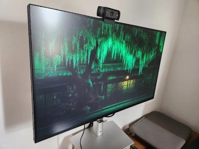 Monitor Dell 27" HUB P2725HE