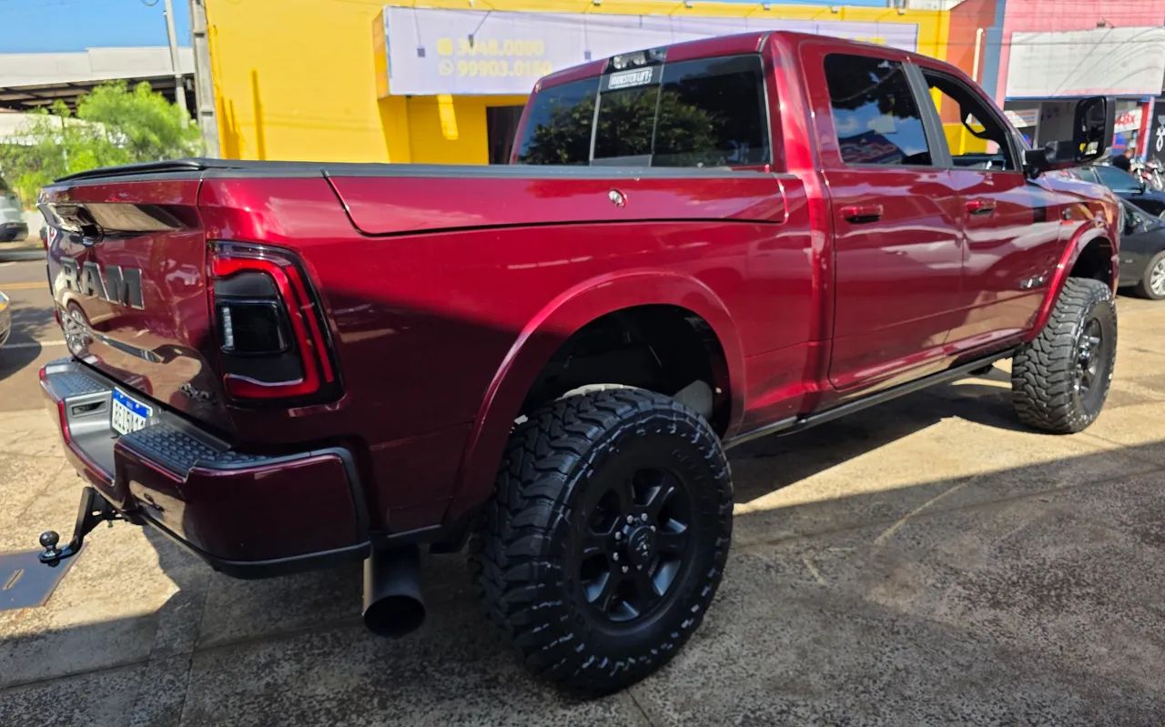 Ram 2500 Laram. 6.7 Night ED. TB CD 4X4 DIE 2021 - Foto 7