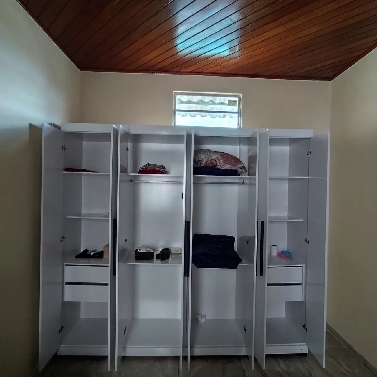 Oportunidade! Guarda roupa e Cama box  - Foto 4