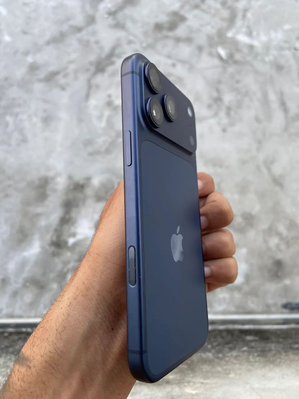 IPhone 17 Pro Max  - Foto 3