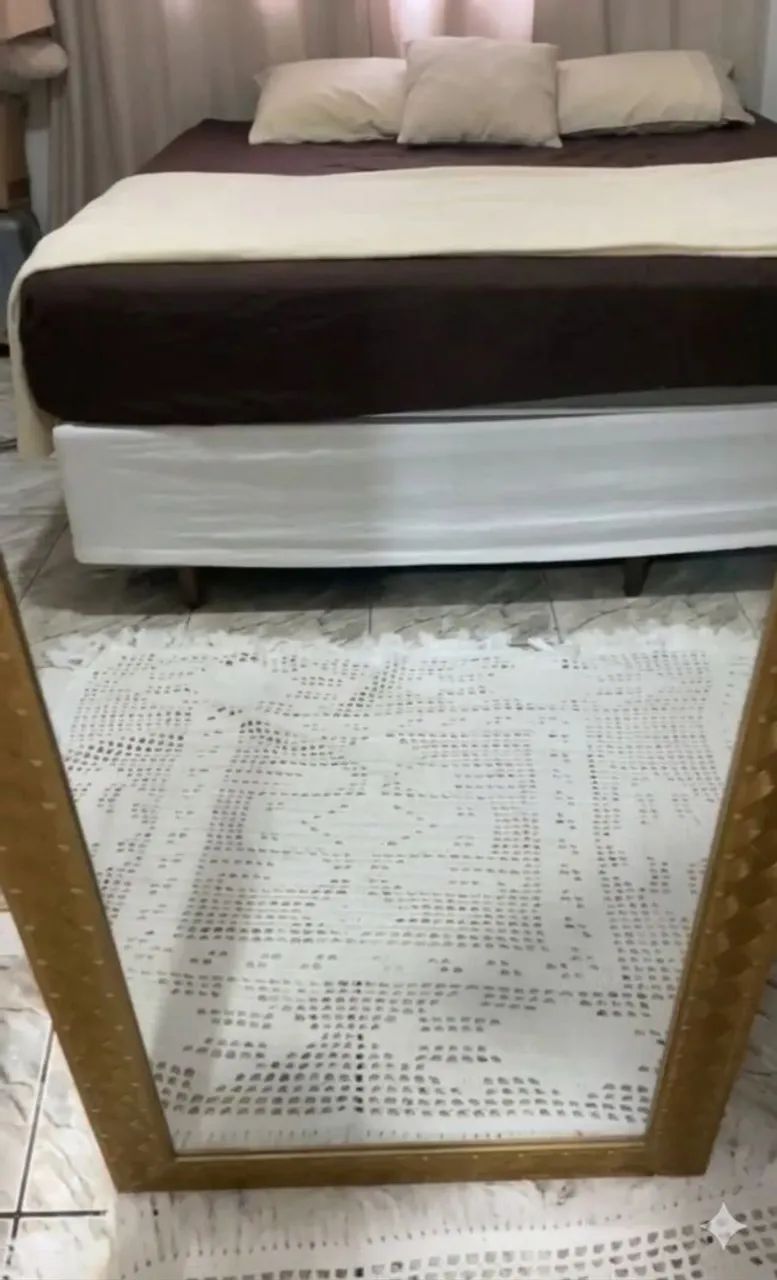 Espelho retangular com moldura.  - Foto 3