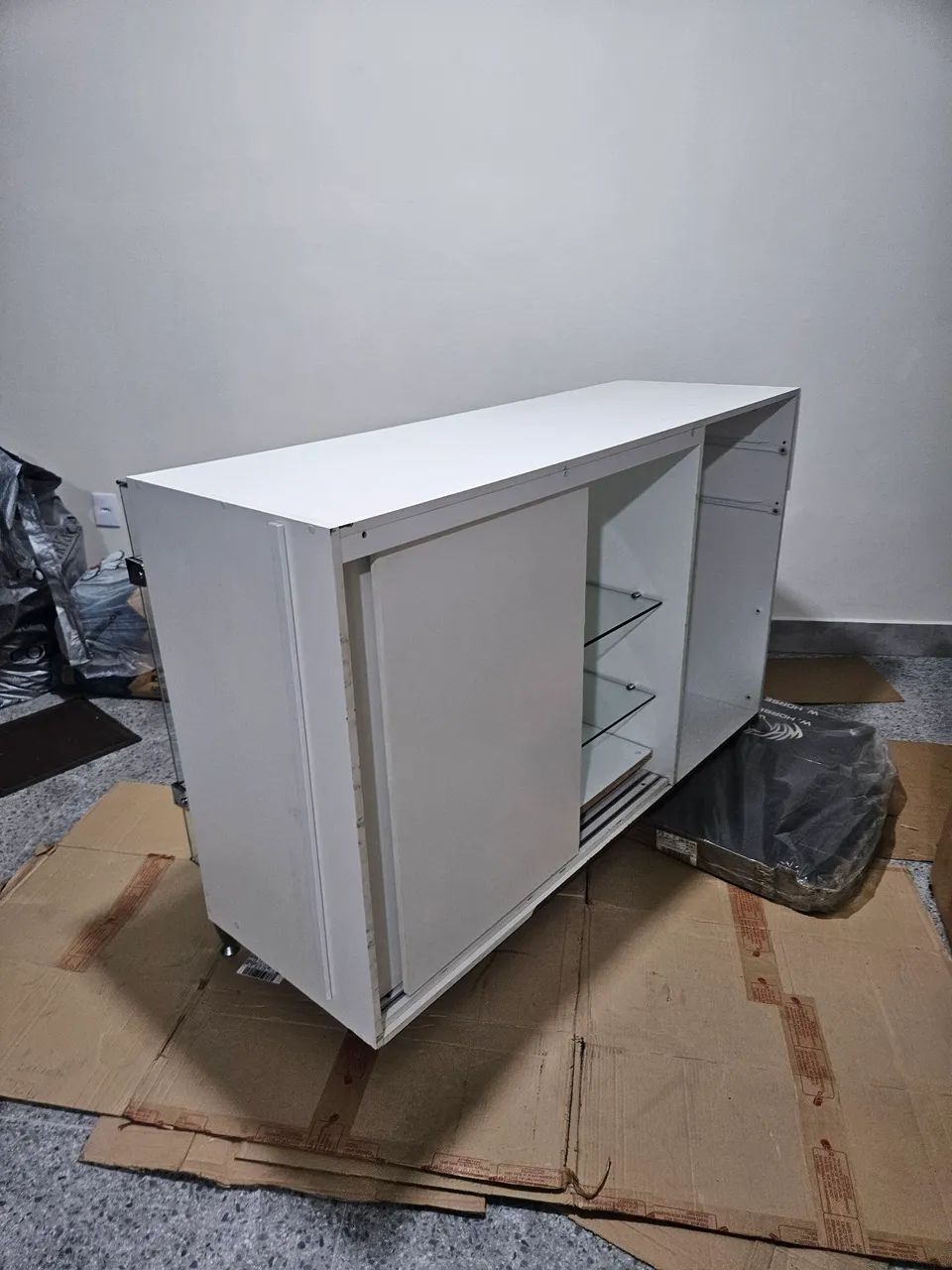 Balcão mdf e vidro  - Foto 2