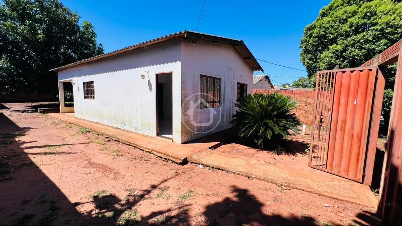 CASA SIMPLES COM AMPLO TERRENO VILA NASSER - Foto 5