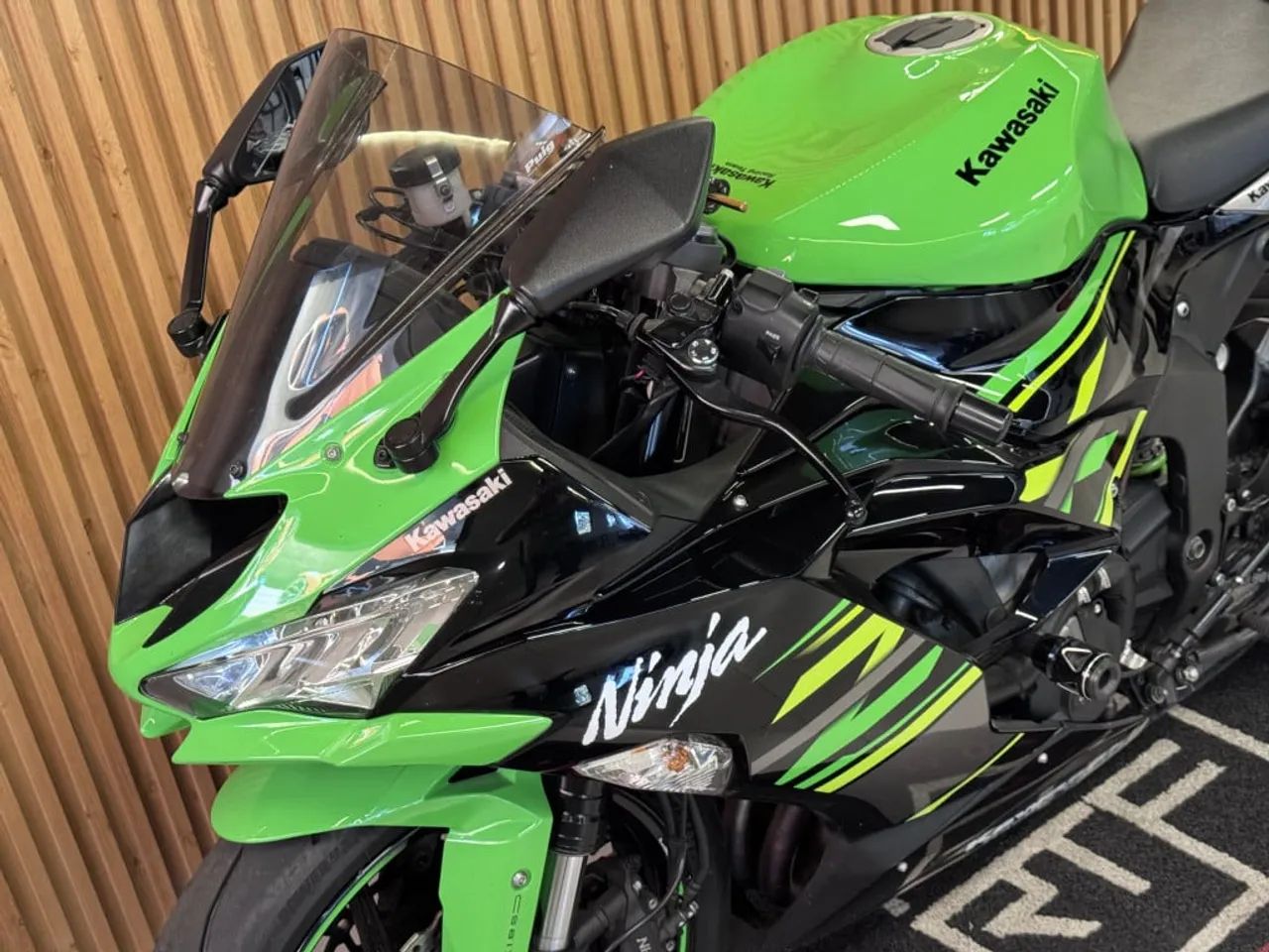 Kawasaki Zx-6r 636cc 2020 - 1524847754 | OLX