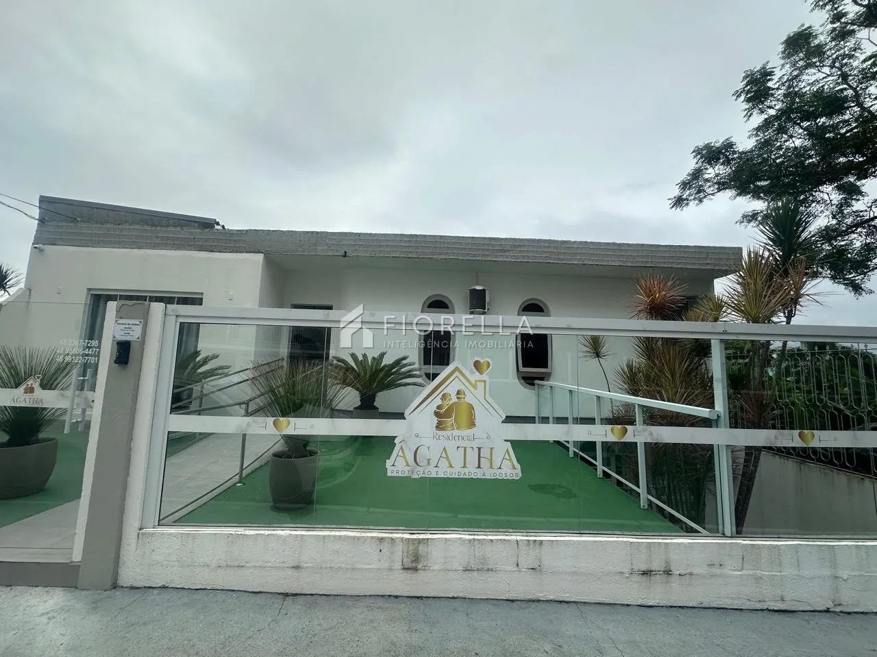 Casa Comercial no Bom Abrigo