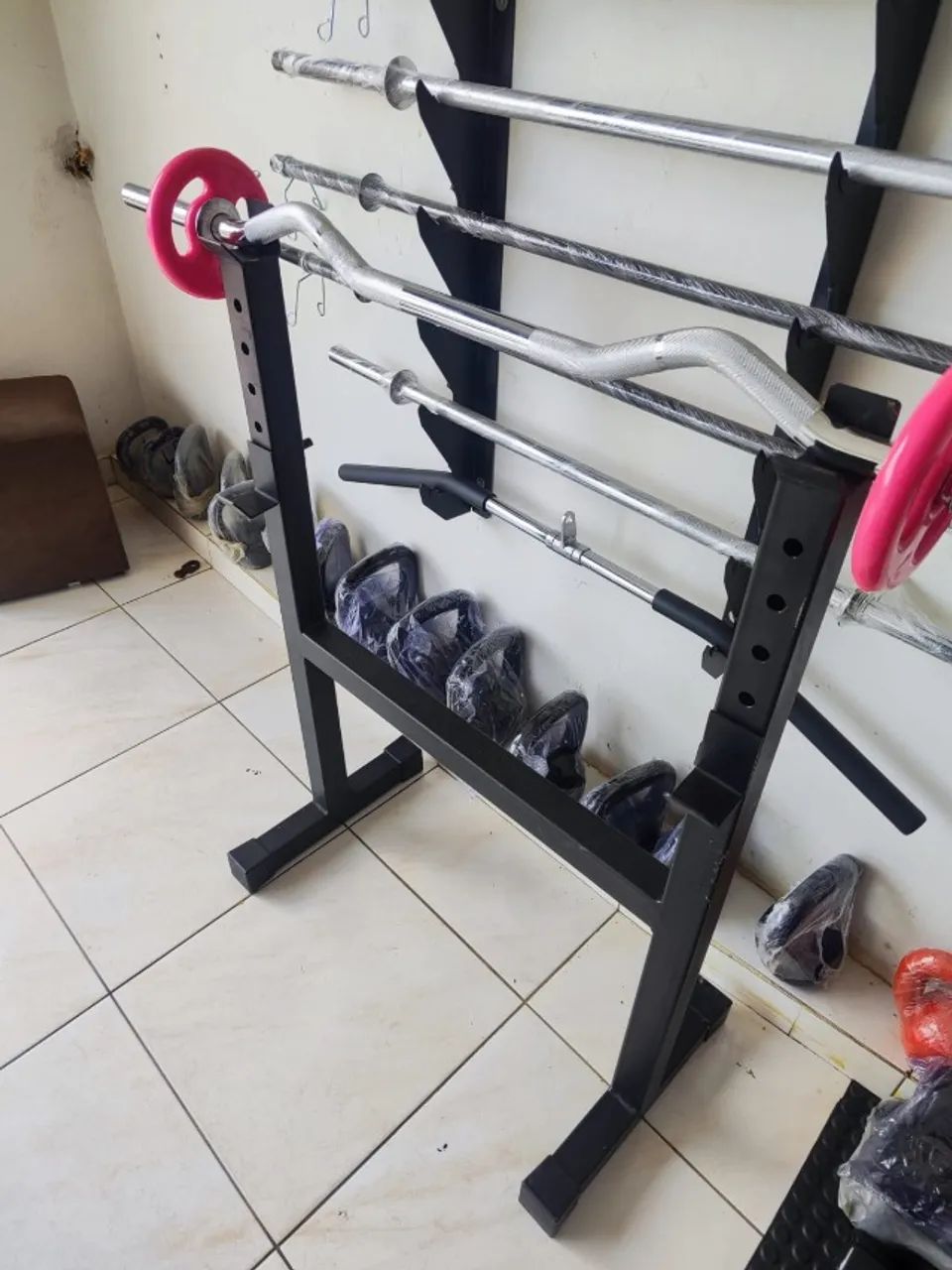 Suporte Barras e Anilhas Musculação academia cas e stúdio