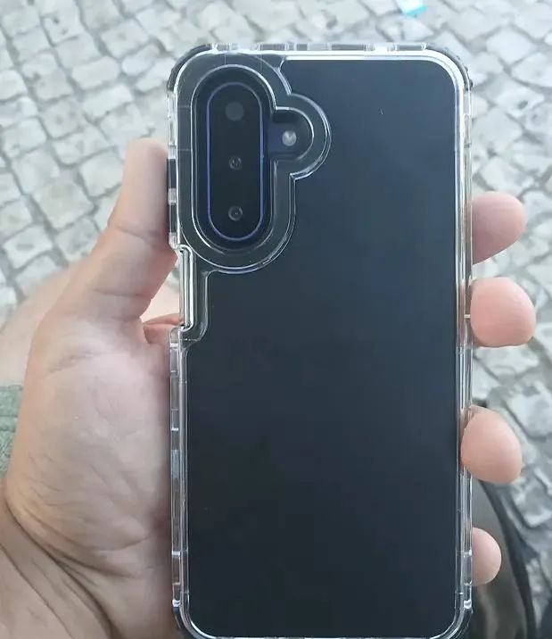 Telefone novo tenho caixa e nota fiscal  - Foto 2