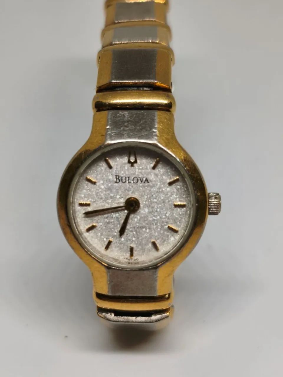 BULOVA FEMININO BICOLOR GLITTER ORIGINAL - Foto 2