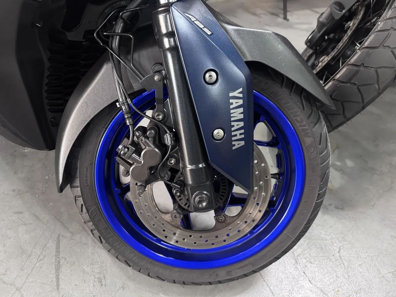 Yamaha Xmax 250 abs 2024 - Foto 5