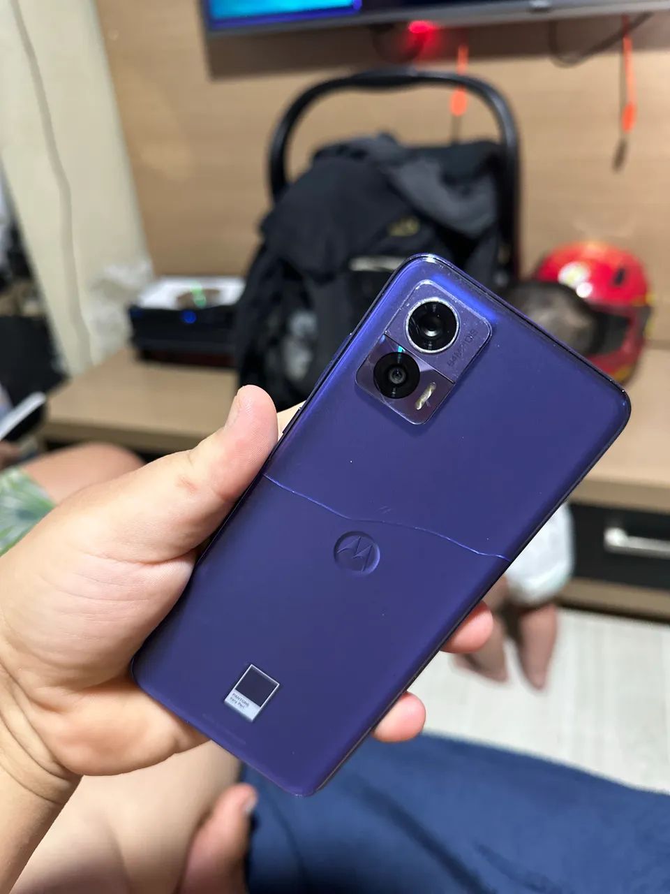 Motorola Edge 30 Neo na cor Very Peri - Foto 2