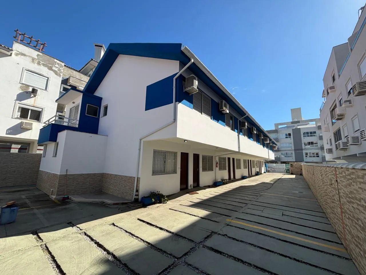 Duplex para venda em Ingleses do Rio Vermelho com 2 quartos, 62m² - Foto 4