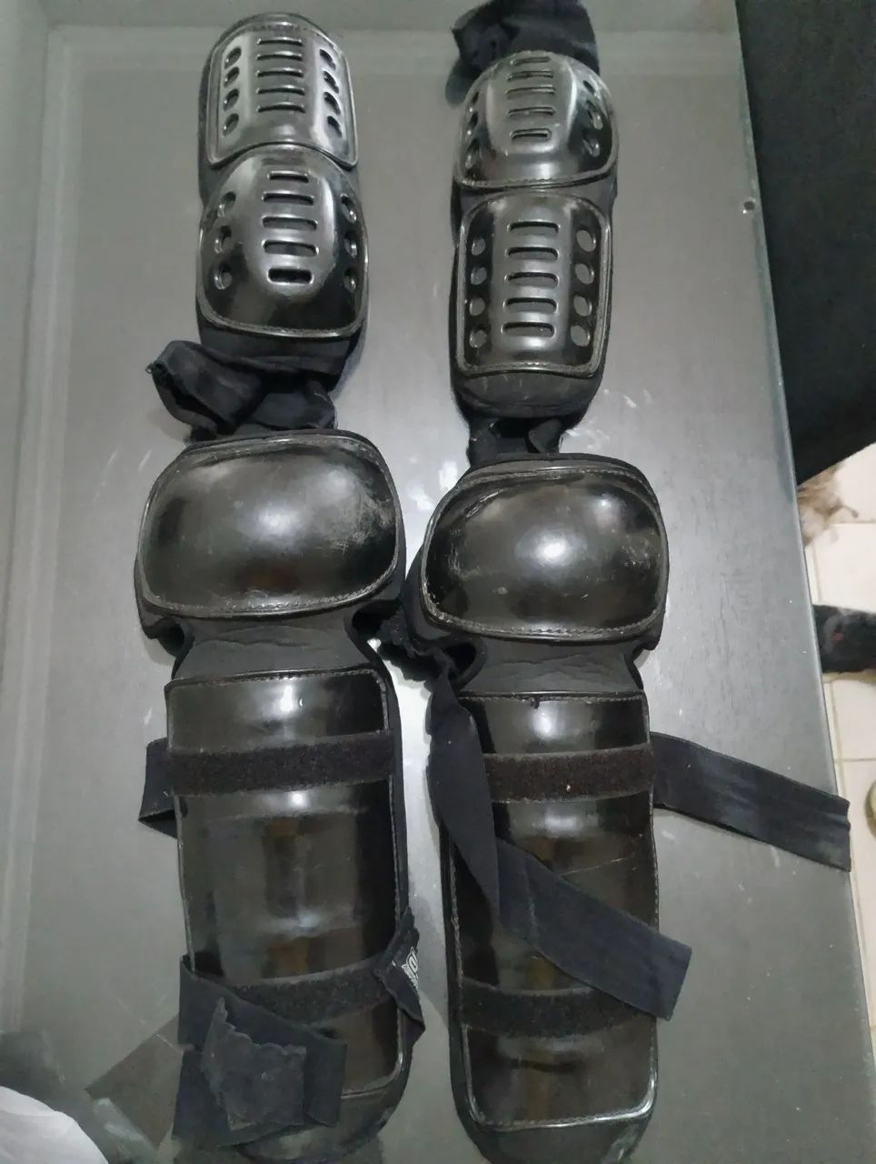 Cotoveleira e tornozeleira 
