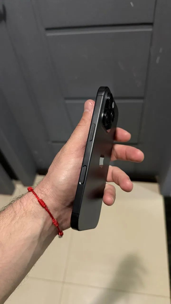 iPhone 16 pro 128gb - Foto 3