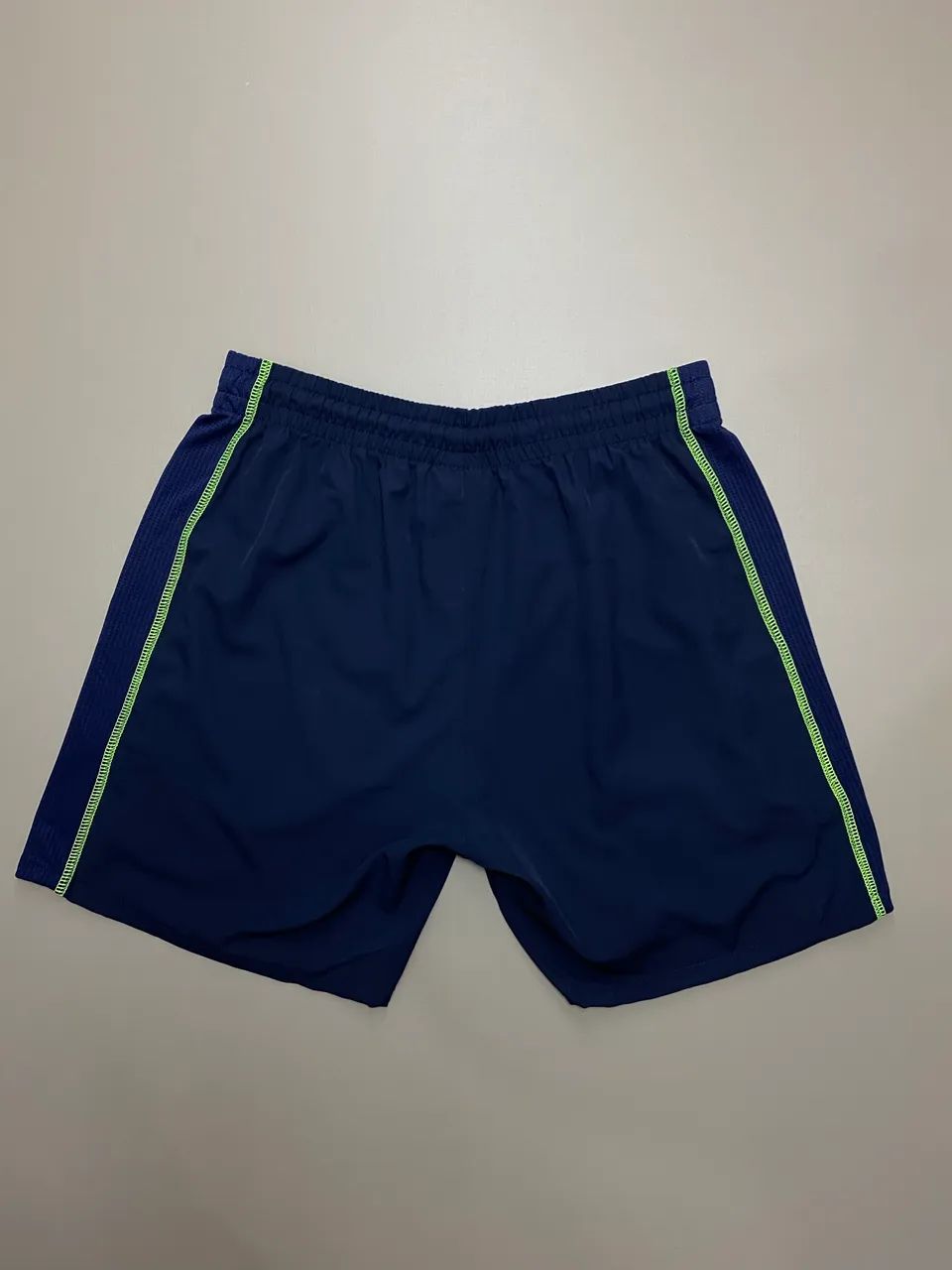Bermuda Tactel Azul Marinho/Verde - Foto 3