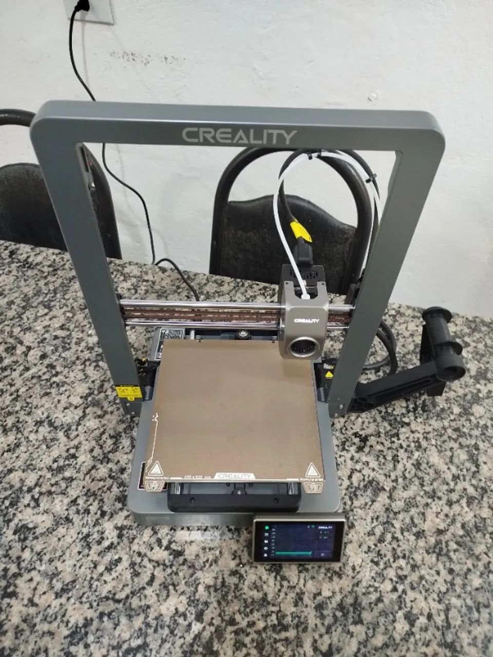 Impressora 3D Creality Ender-3 V3 - Semi nova - Funcionando Perfeitamente  - Foto 4