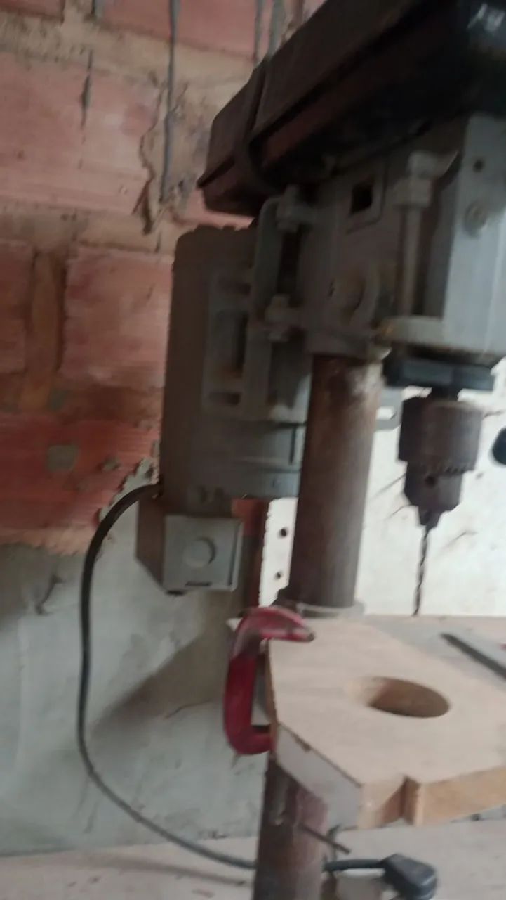 Furadeira de bancada  - Foto 2