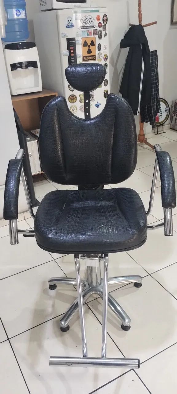 Cadeira de barbeiro e cabeleireiro 