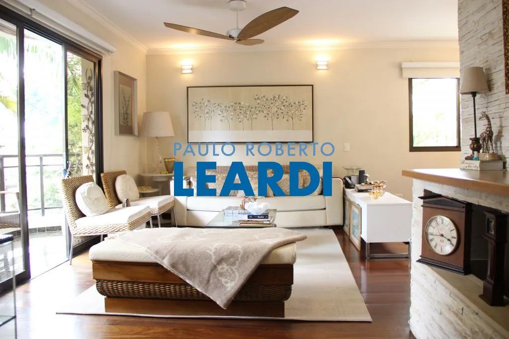 APARTAMENTO - VILA OLÍMPIA - SP