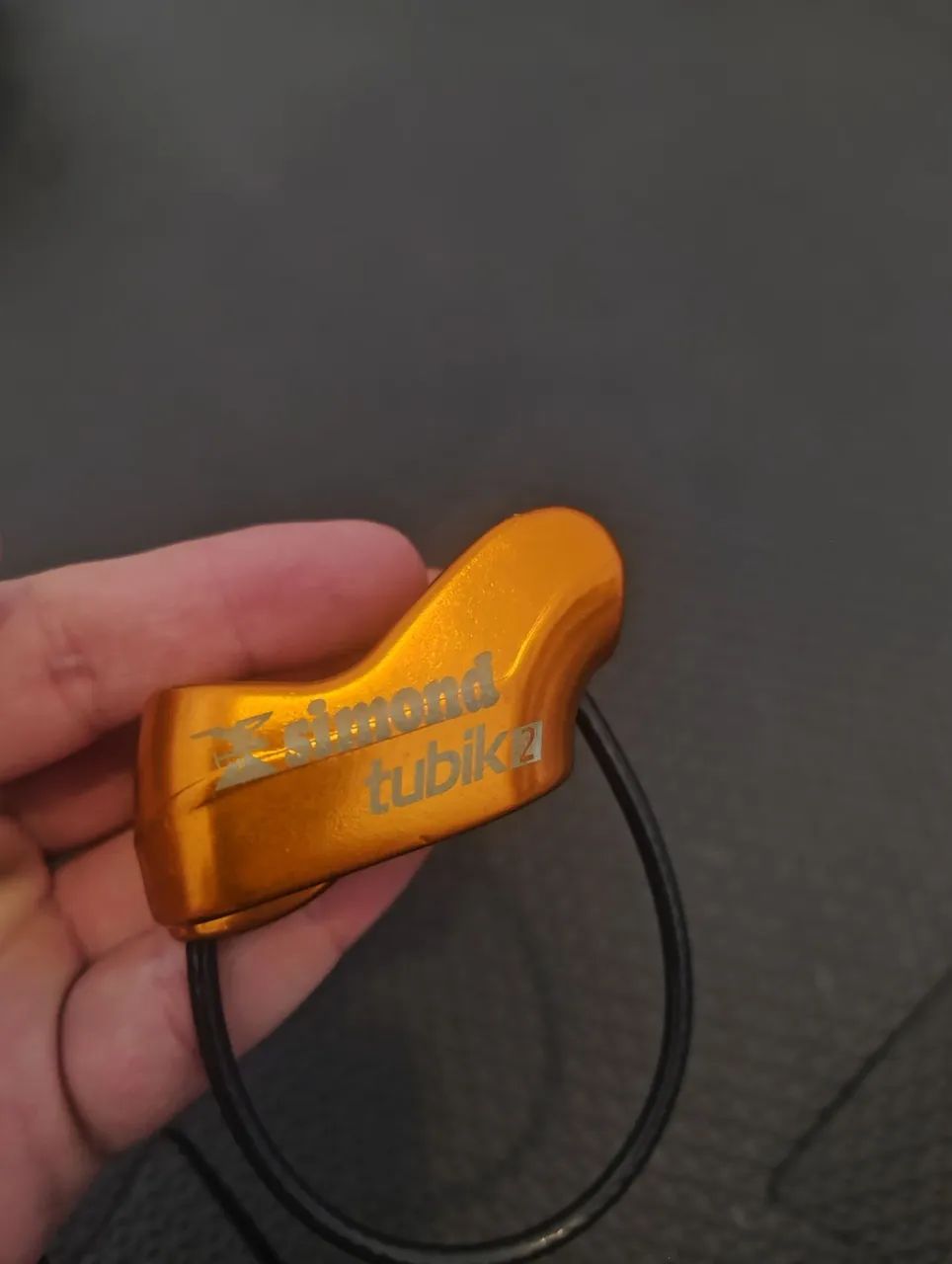 Simond Tubik 2 Sistema de segurança e descensor Laranja