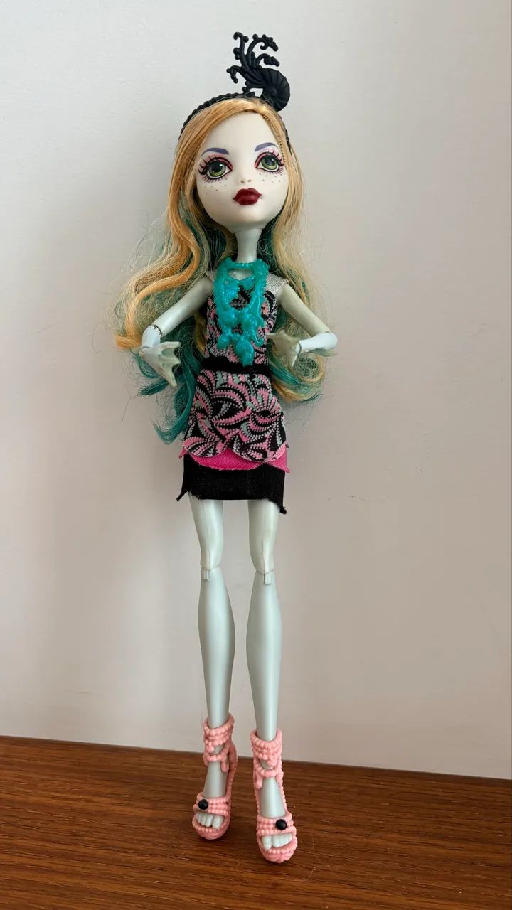 Boneca Monster High Lagoona Blue Frights Camera Action G1 - Foto 3