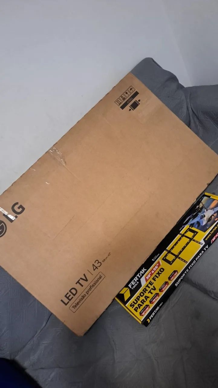 Oportunidade! Vendo Smart TV LG de 43 polegadas, resolução 4K Ultra HD. - Foto 3
