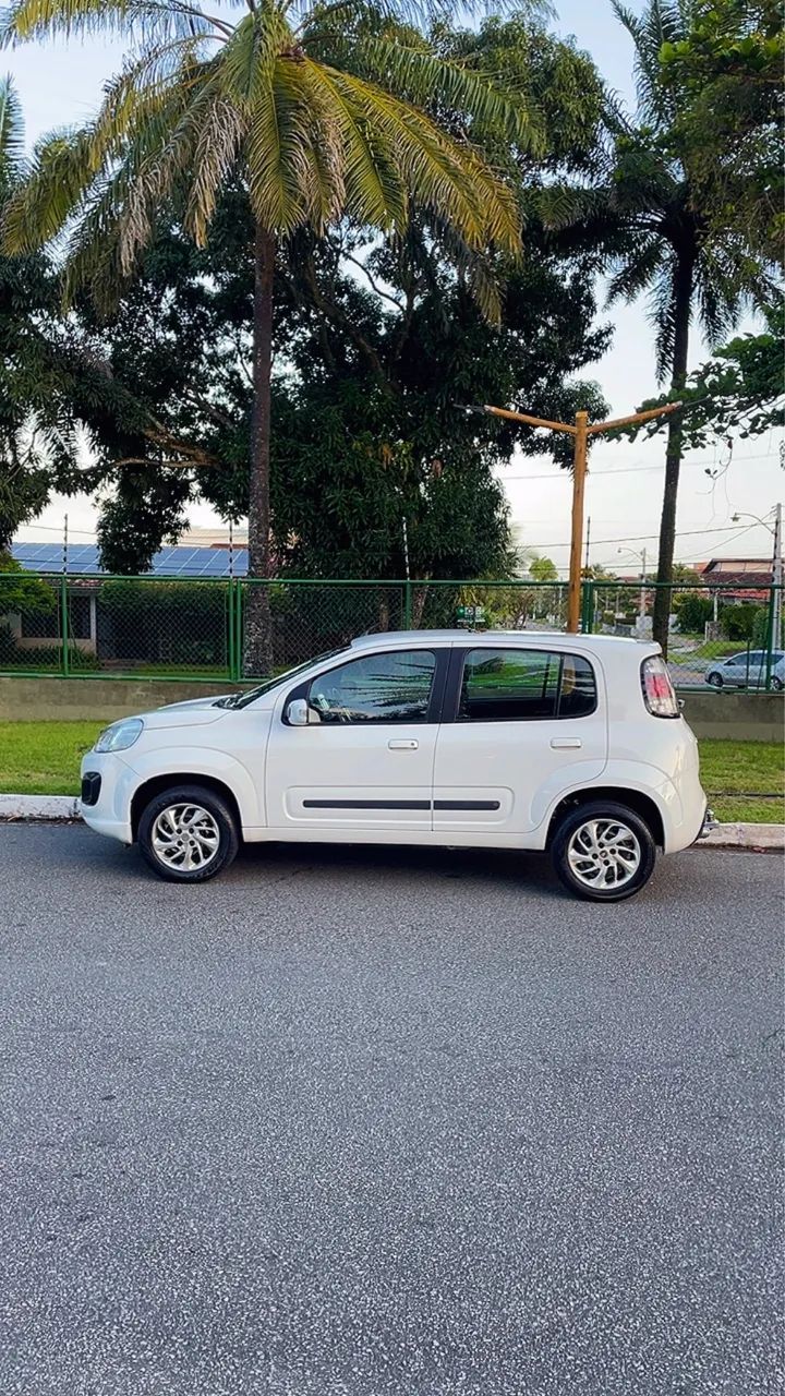 Fiat Uno Attractive 1.0 EVO Fire Flex 8V 5P 2016 - Foto 4