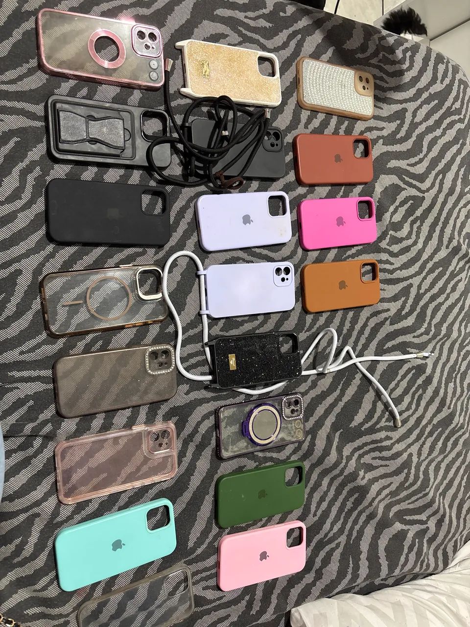 Capas usadas iPhone 12 