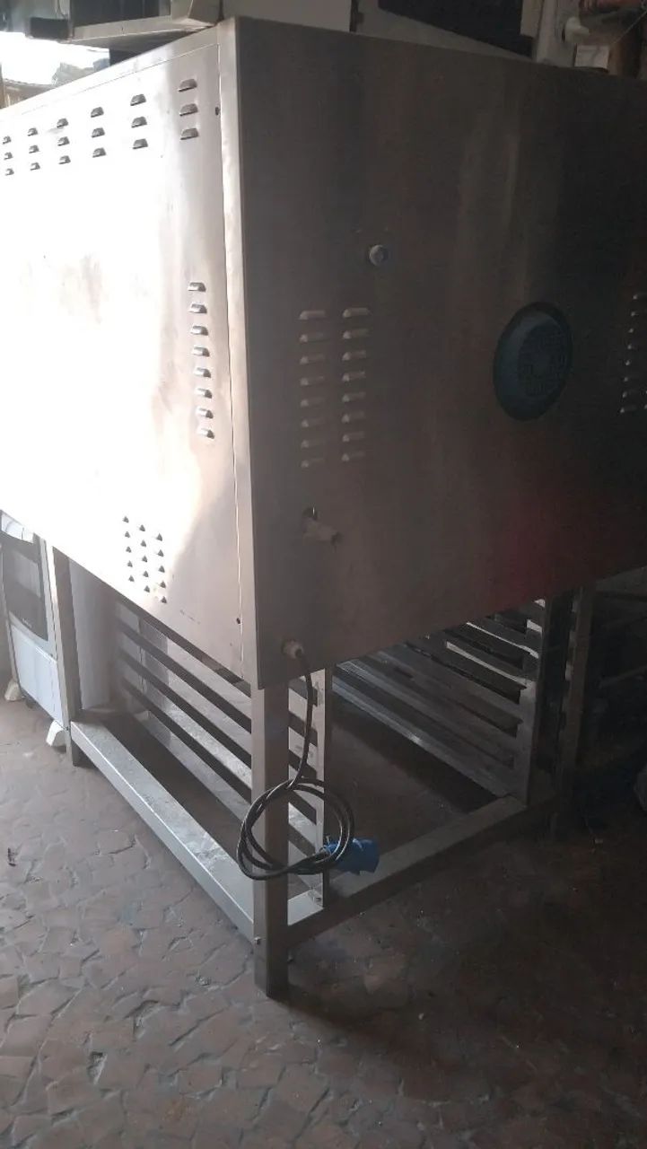 Forno Vipao Uno Evolution A gás 200/60HZ TRIF -CV ótimo estado. - Foto 2