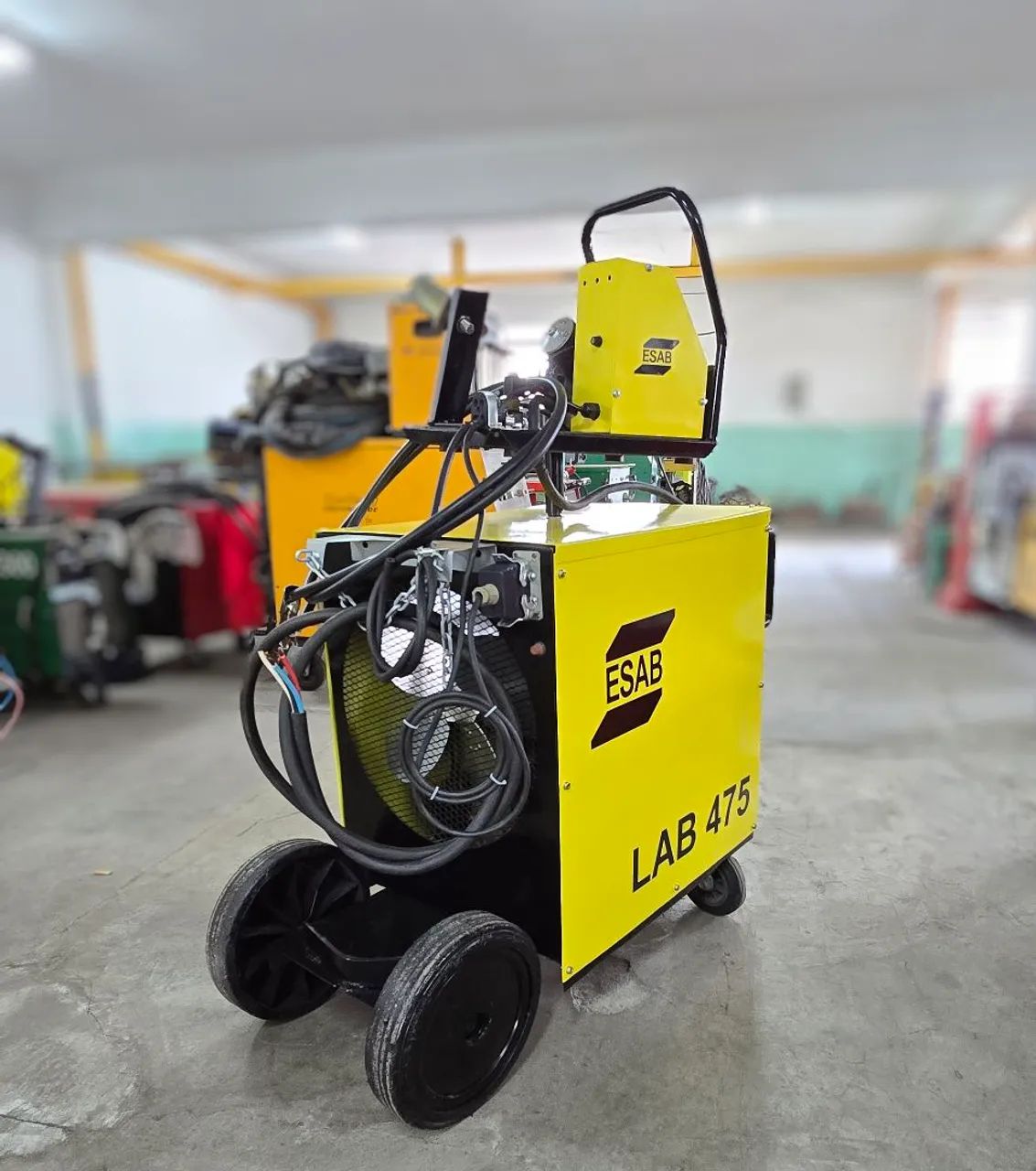 ESAB 475  MÁQUINA DE SOLDA MIG  - Foto 2
