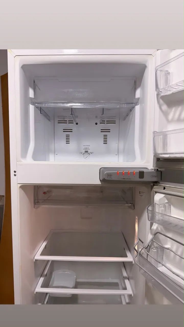 Geladeira Brastemp Em ótimo estado 750,00  - Foto 4