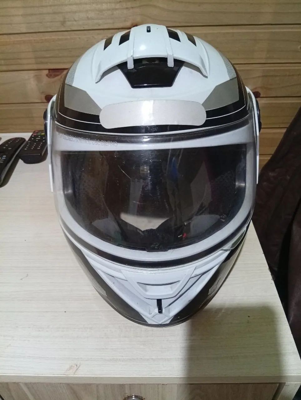 Vendesse capacete 