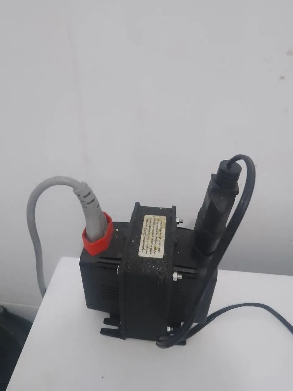 Frigobar 93L Philco + transformador 220w - Foto 2