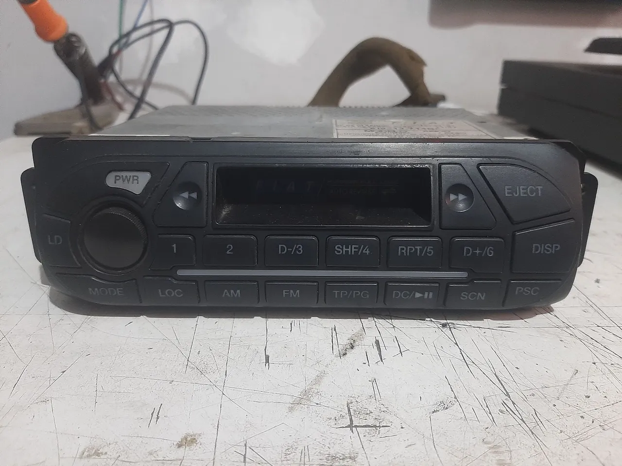 Rádio Toca Fitas Aiwa - Peças para carros, vans e utilitários