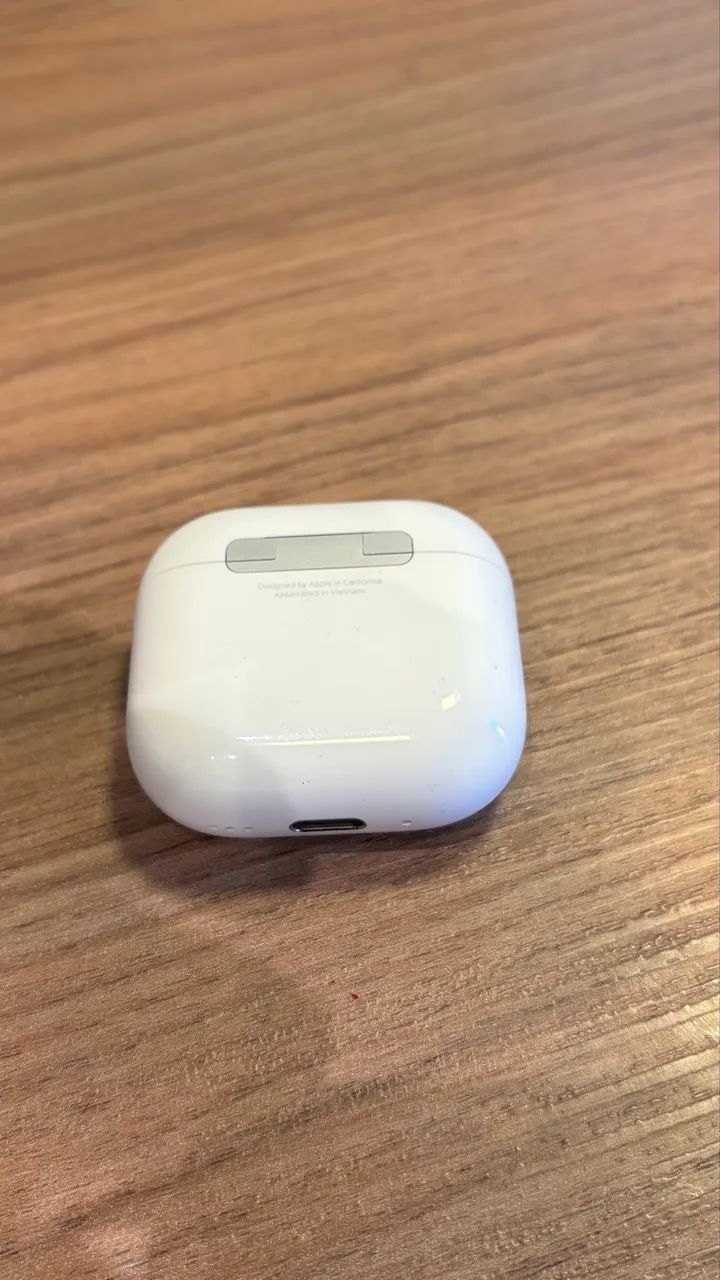 Apple AirPods 4 ANC 