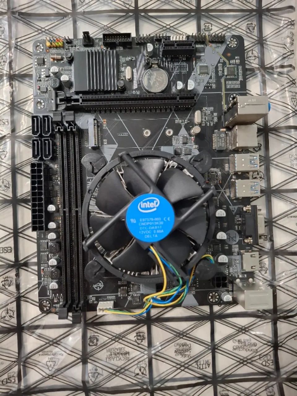 Processador Intel Core i5-9400F(Com Cooler) + Placa Mae TGT H310M