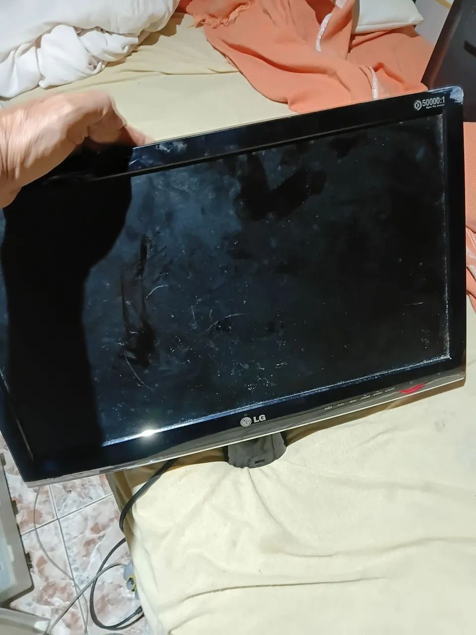 Vende-se esse monitor 22 polegadas ficou vom essas listas - Foto 5
