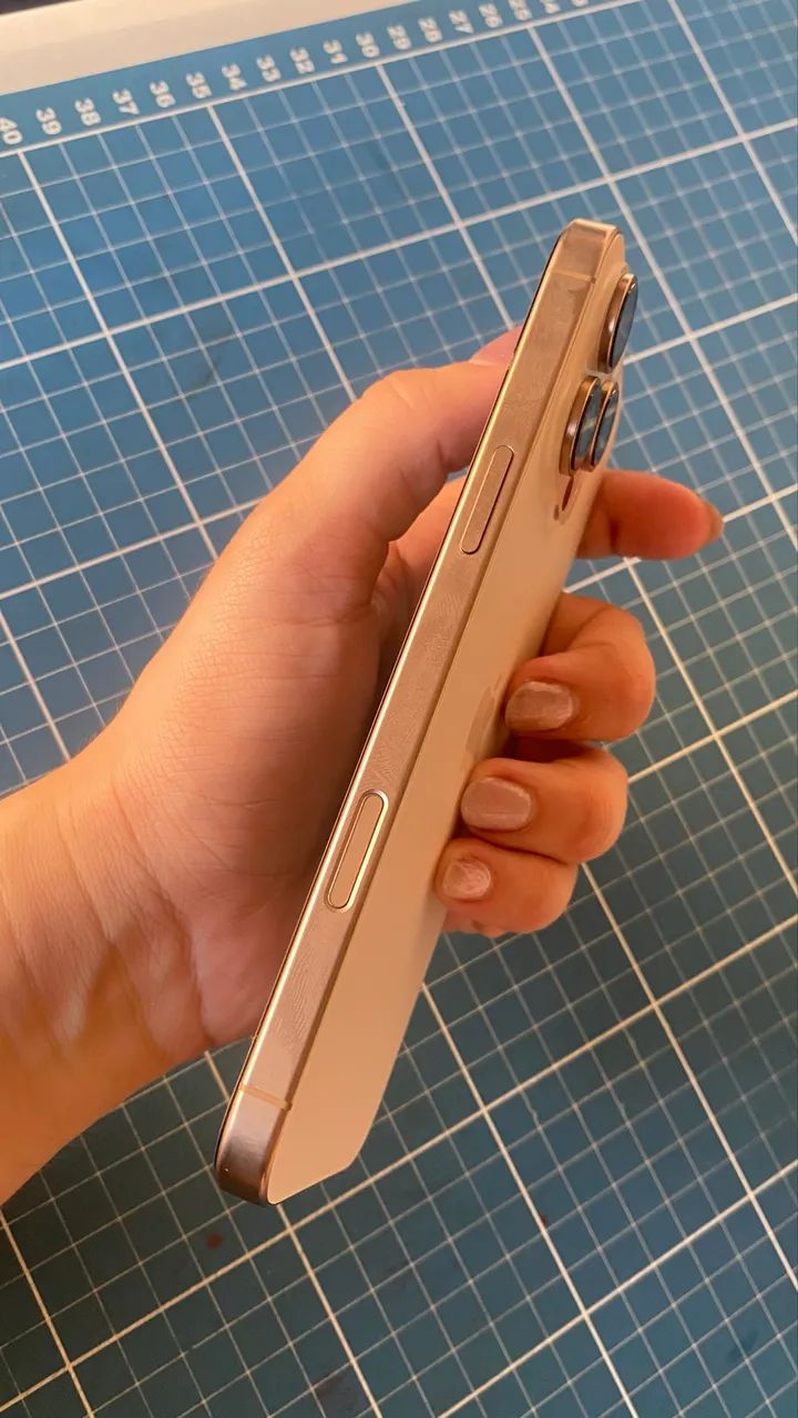 Vendo iPhone 16 pro Max 256 - Foto 2