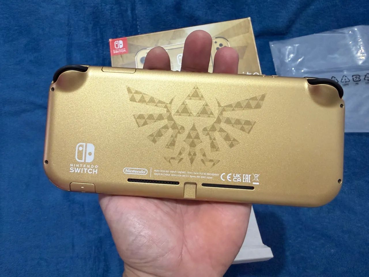 Nintendo Switch lite Zelda edition  - Foto 3