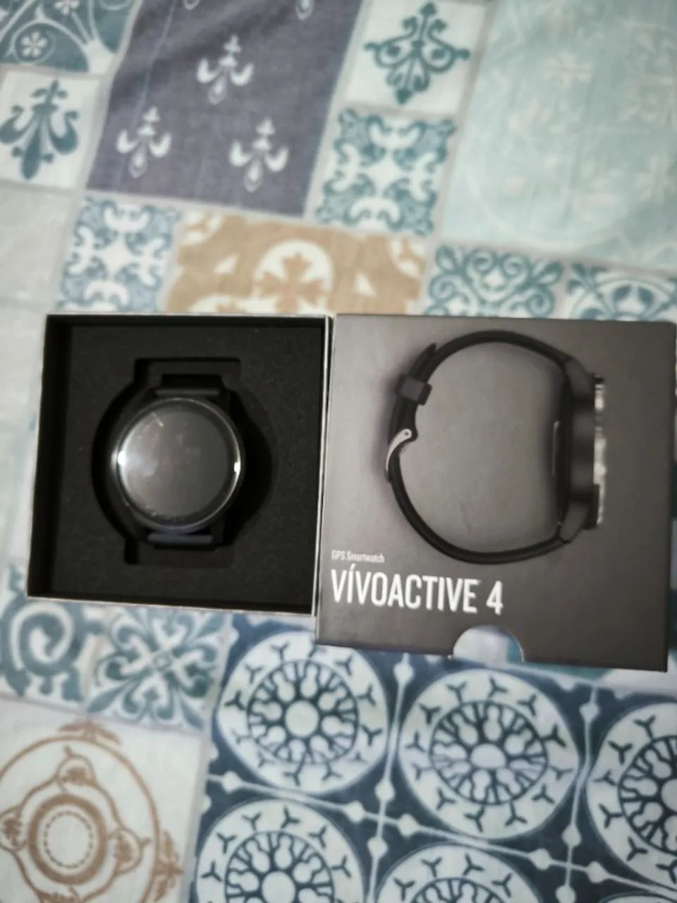Garmin VÍVOACTIVE 4