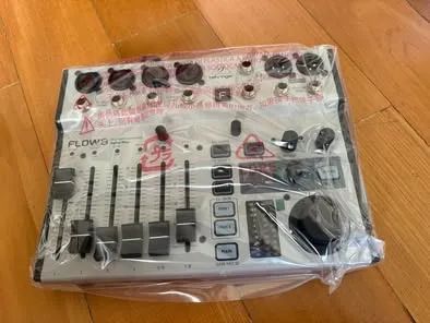 Mesa Digital Behringer Flow 8 NOVA na caixa - Foto 3
