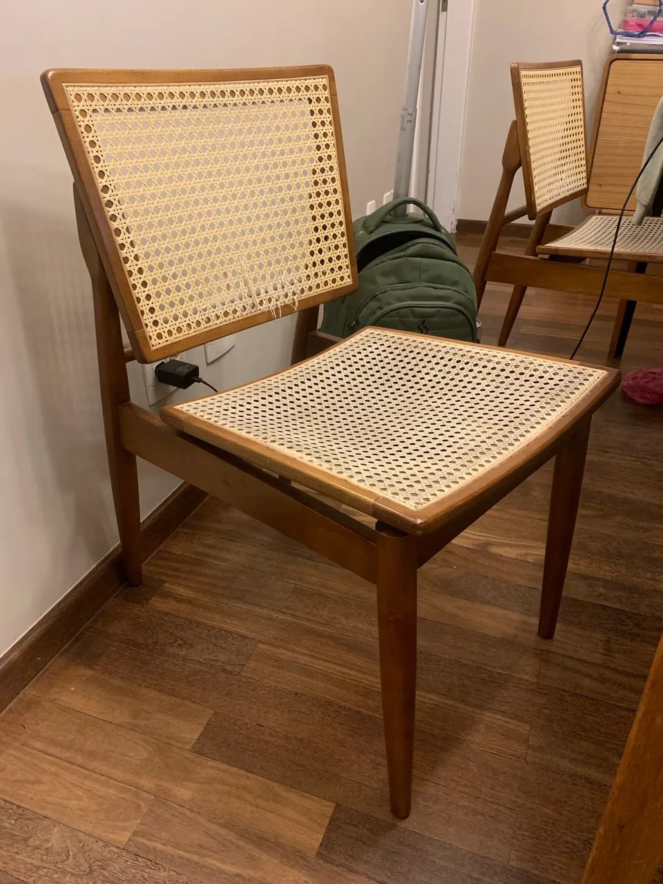 Vendo cadeiras usadas - Foto 3