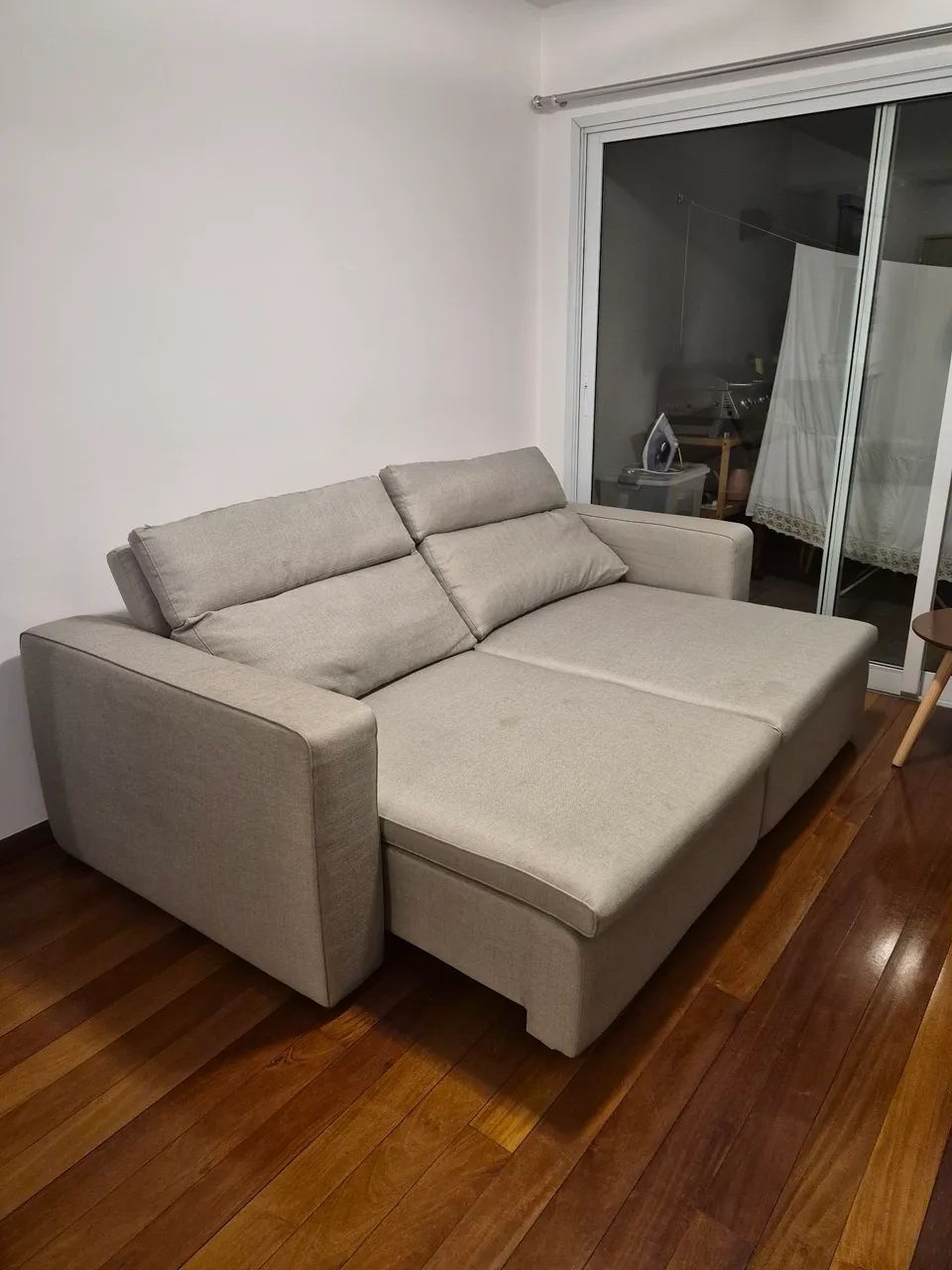 Sofá retrátil 