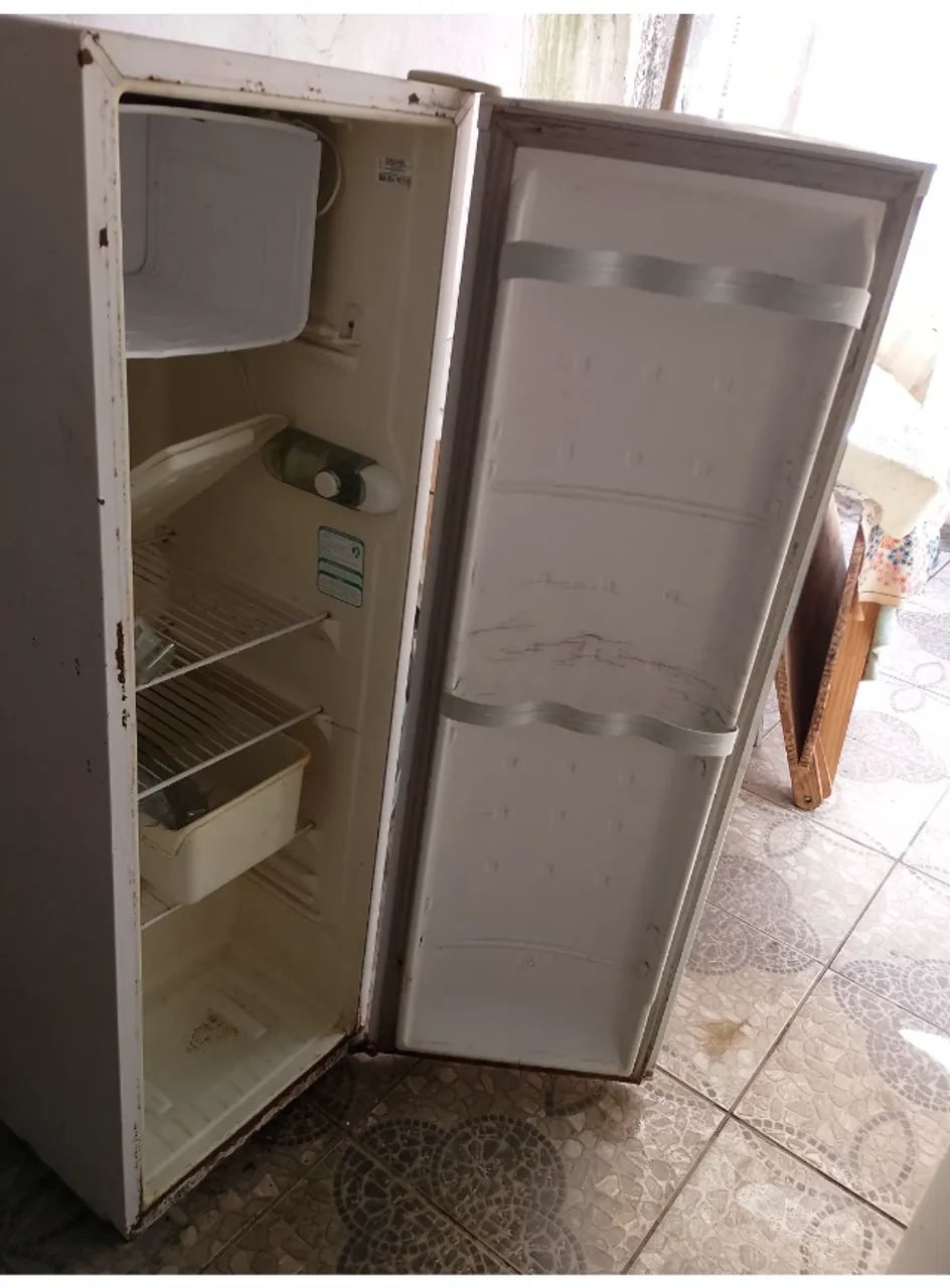 Geladeira,  e cama berço  - Foto 3