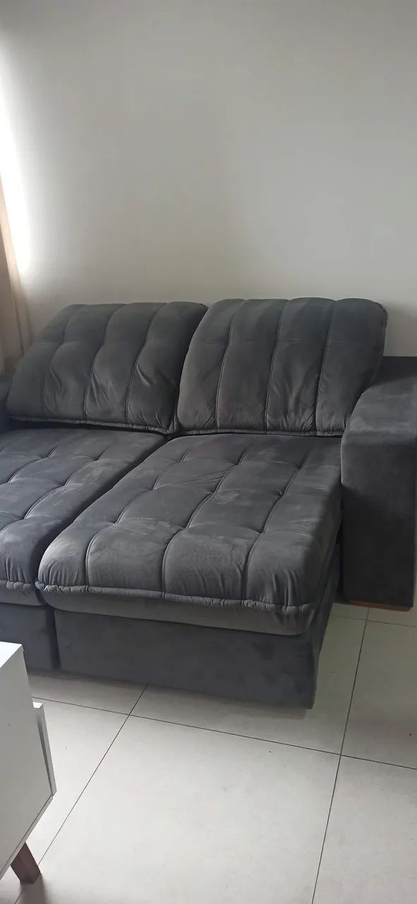 Sofá retrátil semi-novo 2,10m65576096363011120