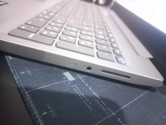 Notebook Lenovo ideapad 3i  - Foto 2