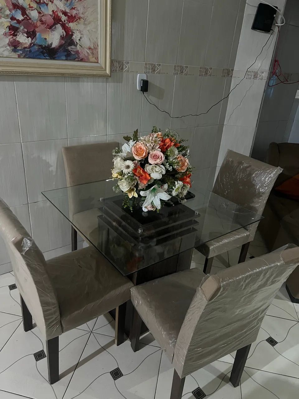 Mesa 4 cadeiras