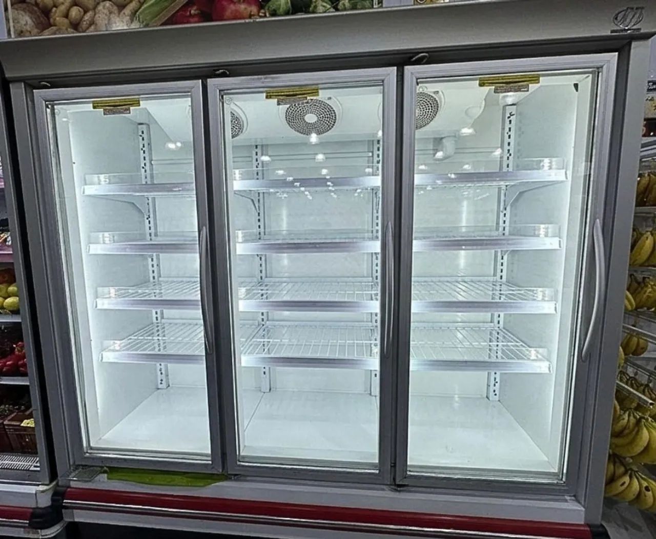 FREEZER CONGELADO VERTICAL - Foto 2