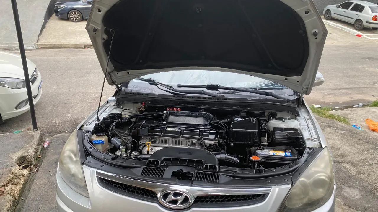 Hyundai I30 i30 2.0 16V 145cv 5p Mec. 2012